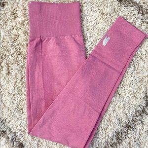 Pink seamless leggings